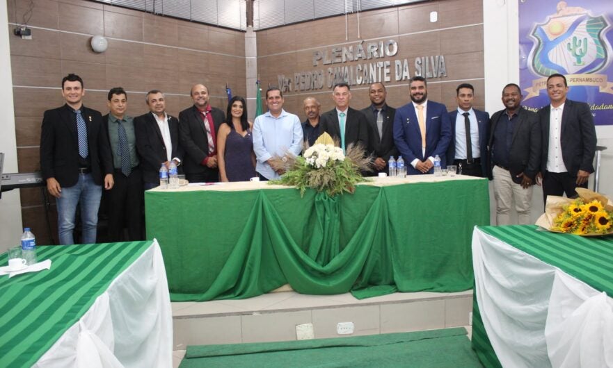 Câmara realiza a entrega do Título de Cidadão Honorário de Petrolândia [Fotos e Vídeo]