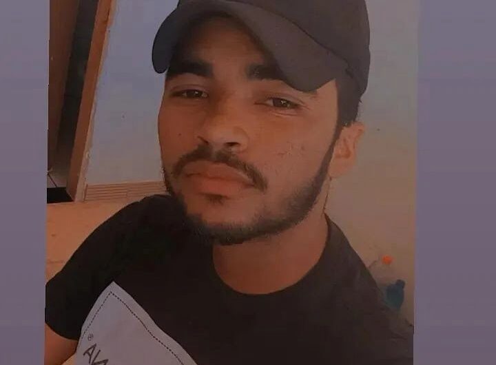 Jovem morre em acidente de moto em Floresta, PE