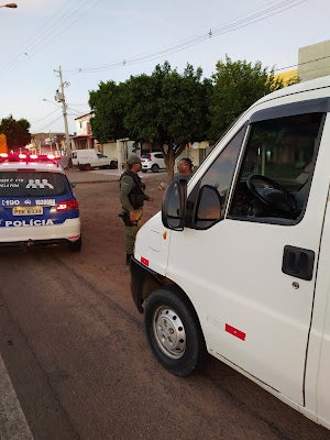 Policiais Militares da 4ª CIPM realizam operação para combate e prevenção ao avanço do COVID-19, em Petrolândia e região