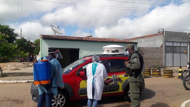 PM realiza Operação Convivência com Blitz/Bloqueio para combater e prevenir o avanço da COVID-19, em Inajá (PE) PM realiza Operação Convivência com Blitz/Bloqueio para combater e prevenir o avanço da COVID-19, em Inajá (PE)