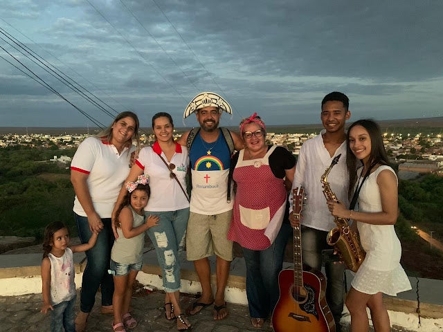 Projeto Gratuito de Juliano Vans “Nosso Por do Sol”, acontece todos os sábados, no Mirante da Serrota, em Petrolândia-PE [Fotos e Vídeo]
