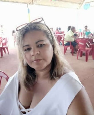 Petrolândia: Aniversariante do dia, Maria Madalena (Lena) recebe felicitações de seu esposo Gilmar Eletricista, demais familiares e amigos nesta data especial