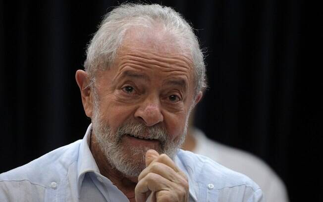 Fachin cancela julgamento de Lula no STJ