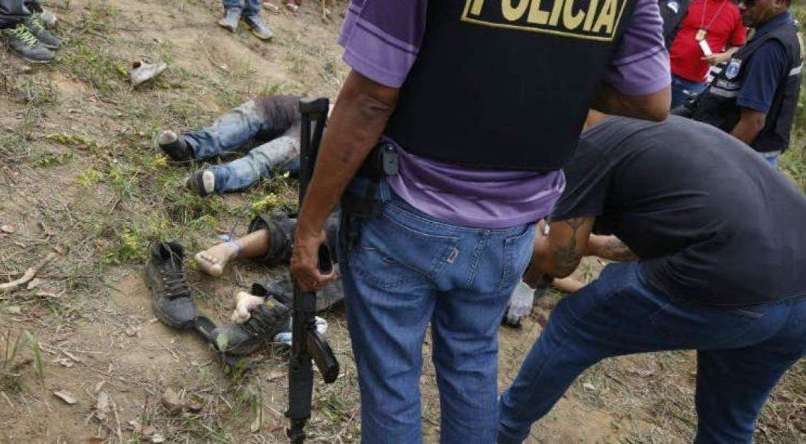 Pelo segundo mês, homicídios crescem em Pernambuco