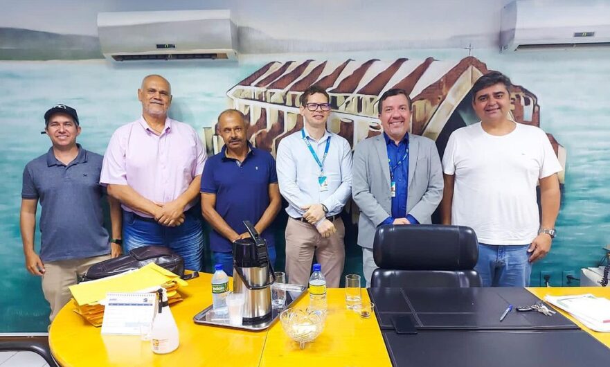 Petrolândia: Reunião sobre abertura da Agência da CAIXA, e o projeto de asfaltamento do Cinturão Verde é realizada no município