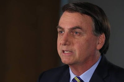 Bolsonaro adota tom conciliador na TV, fala em defender vidas e pede união