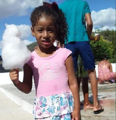 AL: Mãe mata filha de 5 anos, arranca os olhos e pedaço de língua