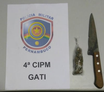 Policiais Militares do GATI flagram menor portando ilegalmente uma faca tipo pexeira e 5g de maconha em Petrolândia, PE