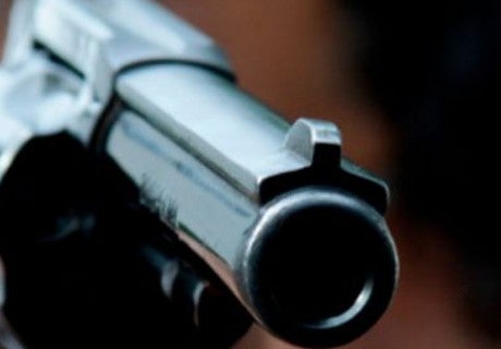 Suspeitos armados tentam furtar fábrica e trocam tiros com seguranças em Belo Jardim