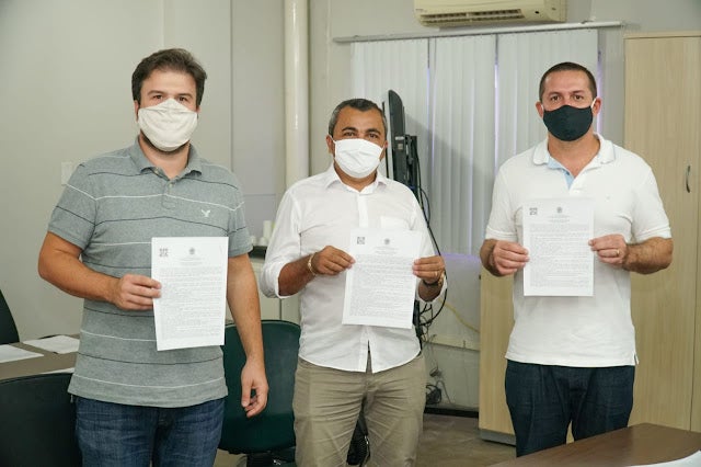 Petrolândia: Vereador Dedé de França participa de reunião ao lado do Dep. Fernando Filho e do Superintendente do INCRA que liberou mais de R$ 290 mil para o Assentamento Januário Moreira