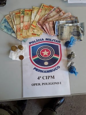 Policiais Militares da 4ª CIPM apreendem entorpecentes em Petrolândia