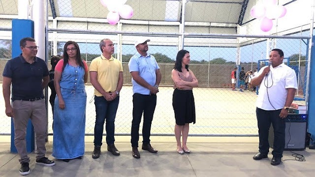 Prefeitura de Petrolândia inaugura quadra poliesportiva na Escola Municipal Jurema