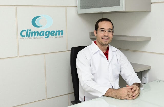 Dr. Paulo Lucena ‘Mastologista’ atenderá nesta sexta (10/05) a partir das 9h, na Climagem de Petrolândia; agende já sua consulta!