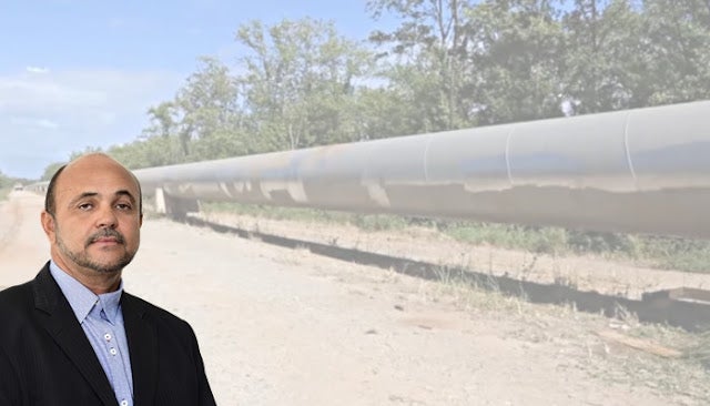 Petrolândia: Vereador Silvio Rogério, preocupado com adutora que deveria já está atendendo os moradores dos Mandantes, faz apelo ao Governo do Estado, via COMPESA