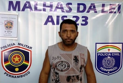 Malhas da Lei prende acusado de haver praticado conjunção carnal ou outro ato libidinoso com menor de 14 anos em Salgueiro, no Sertão de PE