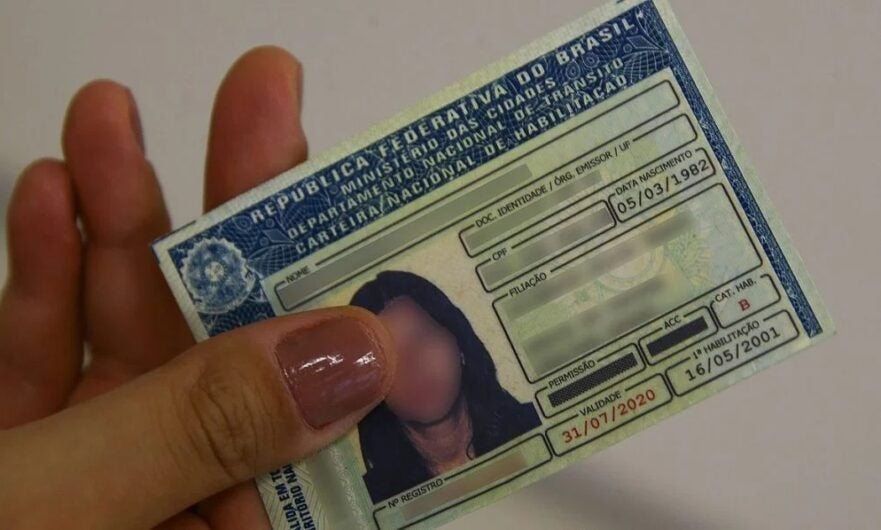 Governo federal planeja mudança na CNH para incluir itens de vestuário religiosos
