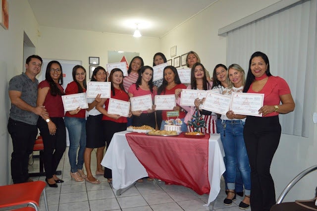 Entrega de certificados da 1ª Turma do Curso de Leitura e Escrita do Alternativo Colégio e Cursos de Petrolândia [Fotos]