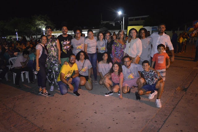 Orgulho: Filme “O Menino que Tinha Medo do Rio” gravado em Petrolândia, é exibido em praça pública