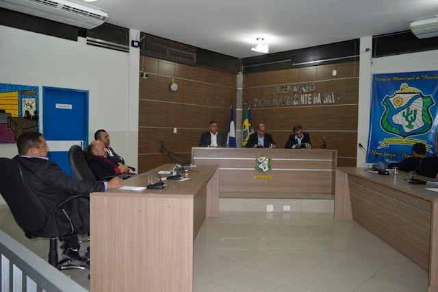 Vereadores realizam Sessão Ordinária no Plenário da Câmara Municipal de Petrolândia, no dia 28 de Agosto de 2019 [Fotos e Vídeo]