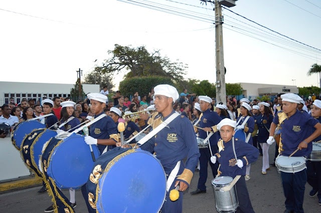 Desfile Cívico reúne grande público e marca comemoração do 7 de Setembro em Petrolândia-PE [Fotos]