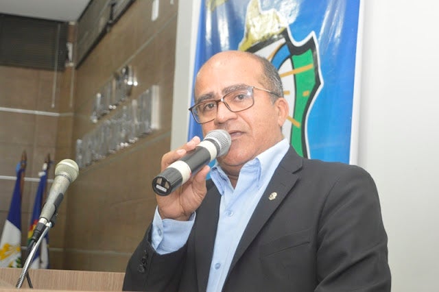 Petrolândia: Vereador Joilton Pereira, em discurso na Câmara, enfatiza importância de reunião com secretários municipais para prestarem esclarecimentos ao Poder Legislativo [Vídeo]