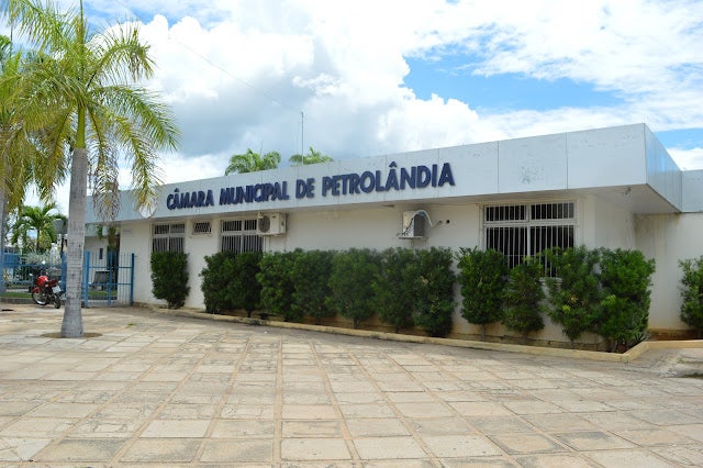 Petrolândia: Em Sessões Extraordinárias, Câmara aprova Projetos de Lei que liberam recursos municipais para o Cadastro Único; R$180 mil reais foi liberado [Fotos e Vídeo]