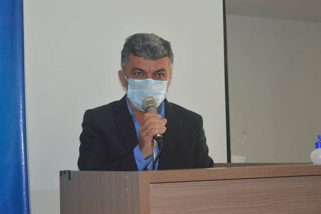 “Mas quem só faz porque é obrigado, não é gestor, gestor é quem dá um passo a frente!”, declara Vereador Evaldo Nascimento, durante discurso na Câmara sobre a não obrigatoriedade ao transporte universitário no município