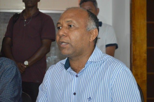 Prefeito de Santa Maria da Boa Vista reúne imprensa e explica decreto sobre o coronavírus publicado nesta terça-feira, 17