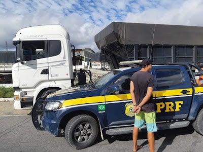 Sertão: Bitrem abordado pela PRF em Cruzeiro do Nordeste apresentava indícios de adulteração