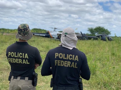 Policiais federais ficam feridos em aterrissagem de helicóptero em Salgueiro