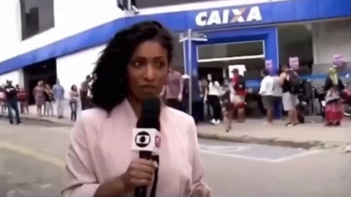 Durante reportagem ao vivo, homens correm em direção a jornalista com gritos de “Globo Lixo”