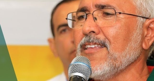 Justiça nega pedido de prisão e de afastamento ao prefeito de Delmiro Gouveia Padre Eraldo