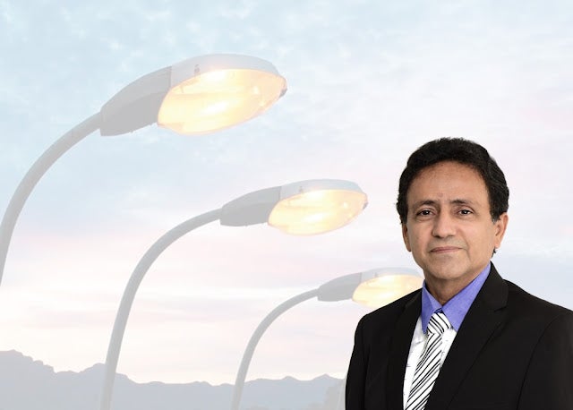 Petrolândia: Vereador Toinho de Eugênio propõe a prefeita a iluminação com postes no trajeto da rodoviária até o final do Bairro Nova Esperança