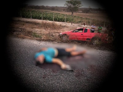 Picape capota e deixa um morto e cinco feridos em PE