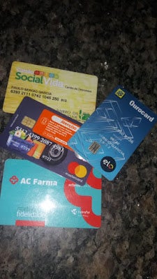 Achados e Perdidos! Encontrado em Petrolândia vários cartões de contas bancárias
