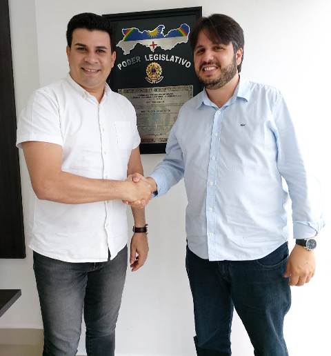 Deputado federal Carlos Veras (PT-PE) apoia a pré-candidatura de Pedro Caldas a prefeito de Cabrobó