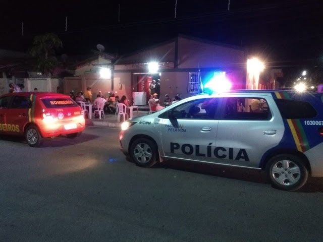 Operação Bar Seguro é realizado pela Polícia Militar e Corpo de Bombeiros em Petrolândia, no Sertão de PE Operação Bar Seguro é realizado pela Polícia Militar e Corpo de Bombeiros em Petrolândia, no Sertão de PE