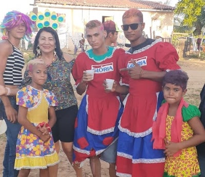 Petrolândia: Cicera, pré-candidata à vereadora no grupo de Dr João, realiza o primeiro carnaval da Agrovila 02 do Antônio conselheiro 01