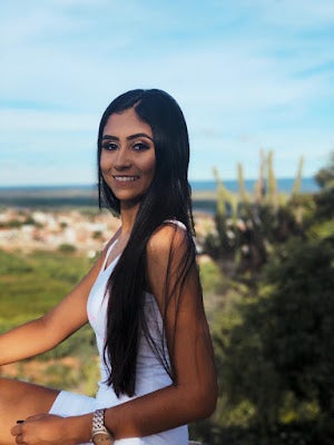 Petrolândia: Aniversariante do dia “Bianca Keetylin Fernandes”, recebe homenagem de sua mãe Nalva Fernandes, nesta data especial