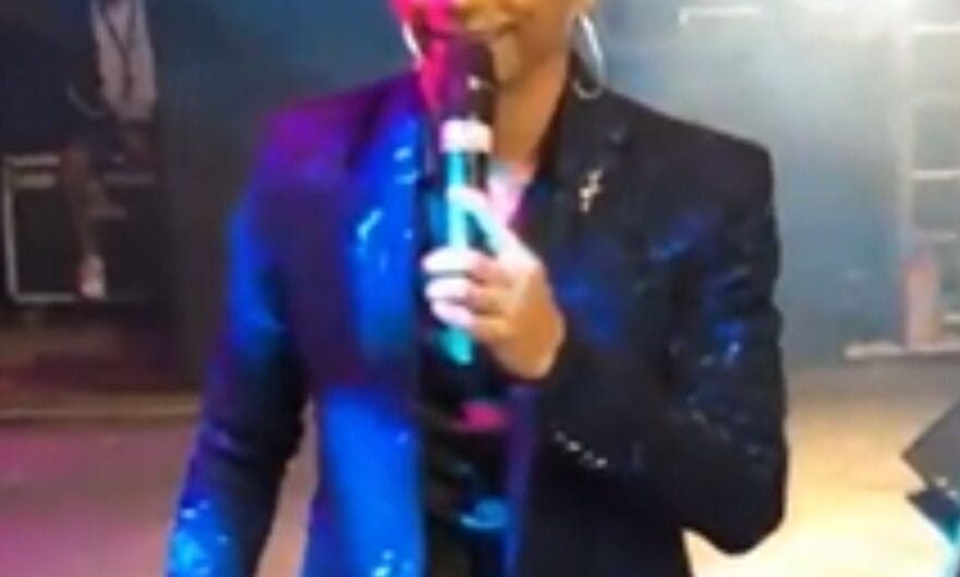 Janu Cardozo anima à 8ª noite da Festa da Padroeira em Tacaratu [Vídeo]