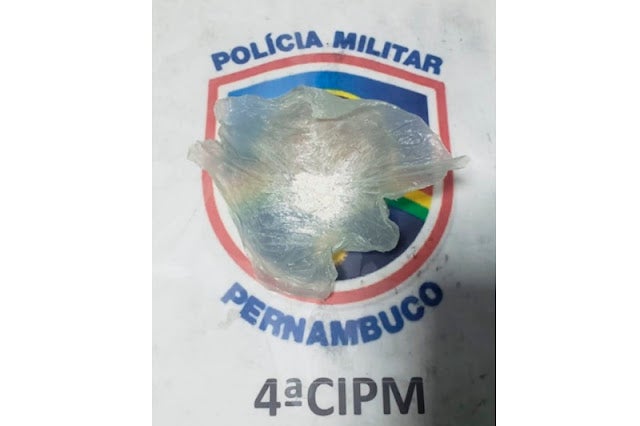PM detém três suspeitos com pequena quantidade de cocaína em Inajá, no Sertão de PE