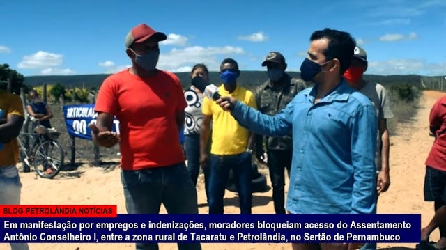 Em manifestação por empregos e indenizações, moradores bloqueiam pelo 3º dia seguido o acesso do Assentamento Antônio Conselheiro I, entre a zona rural de Tacaratu e Petrolândia, no Sertão de Pernambuco; acompanhe a reportagem na íntegra [Fotos e Vídeos]