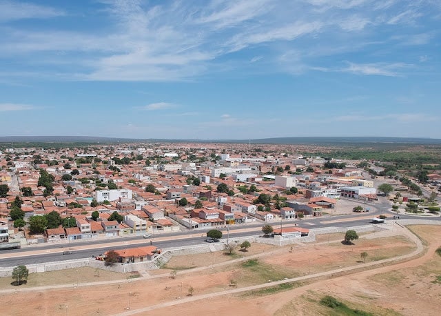 Petrolândia acompanha decreto do governo estadual e terá atividades comerciais retomadas nesta segunda-feira