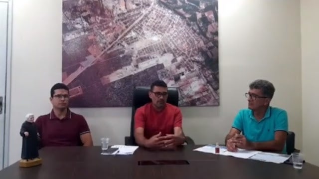 Ibimirim: Prefeito Adauto Bodegão faz live nas redes sociais sobre coronavírus [Vídeo]