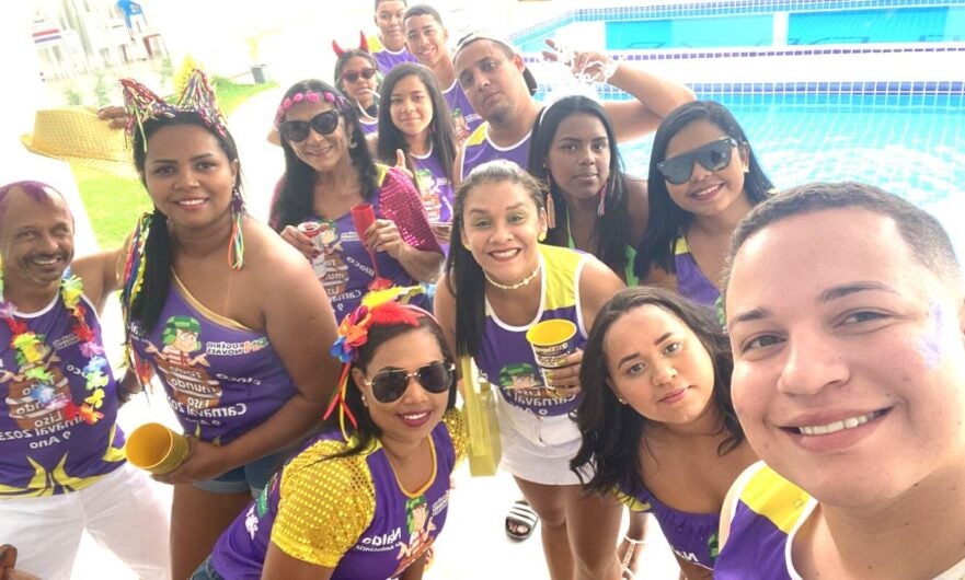 Carnaval 2023: Vice-Prefeito de Petrolândia, Rogério Novaes cai na folia no Bloco ‘Todo Mundo Liso’; veja fotos e vídeos