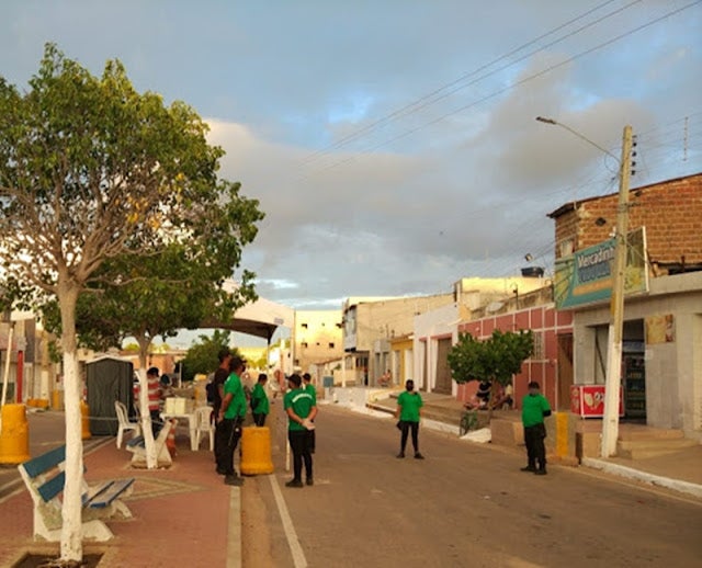 Ibimirim: Após desobedecer ordem de parada em Barreira Sanitária, motorista se desentendi com seguranças