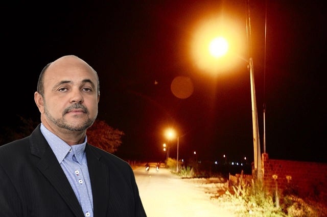 Petrolândia: Vereador ‘Silvio Rogério’ propõe à prefeita Jane, a Iluminação Pública, com 131 lâmpadas no âmbito do Assentamento JANUÁRIO MOREIRA, na área rural do município