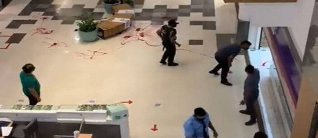 Tiroteio no Shopping Tacaruna causa desespero e deixa feridos, no Recife