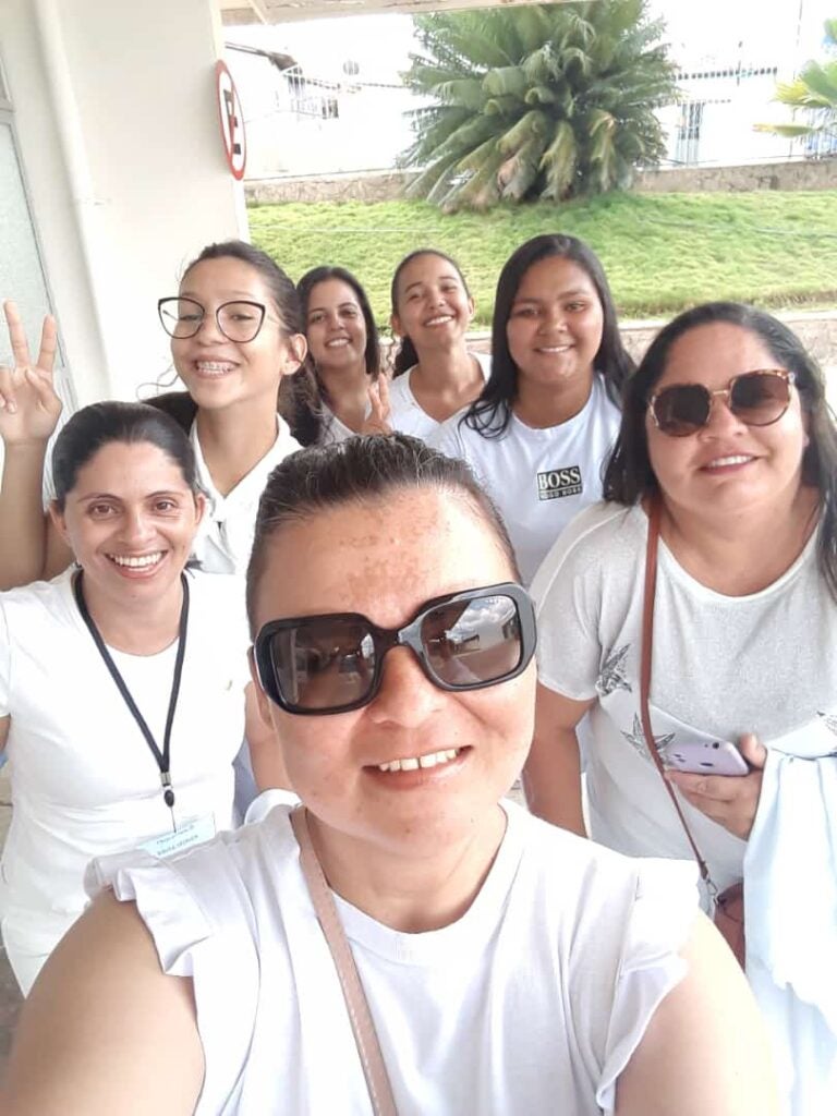 Alunos(as) do Curso Tec. de Enfermagem da Escola Ceape vivenciam prática em visita técnica ao Hospital Municipal de Petrolândia Alunos(as) do Curso Tec. de Enfermagem da Escola Ceape vivenciam prática em visita técnica ao Hospital Municipal de Petrolândia