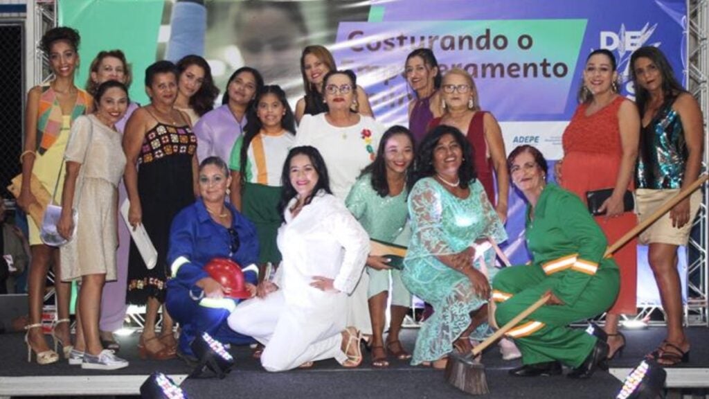Projeto Costurando o Empoderamento Feminino encerra com sucesso em Petrolândia e lindo desfile; veja fotos e vídeo